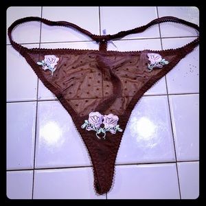 NWOT Glamour Brown Flower G-String Panty 2X